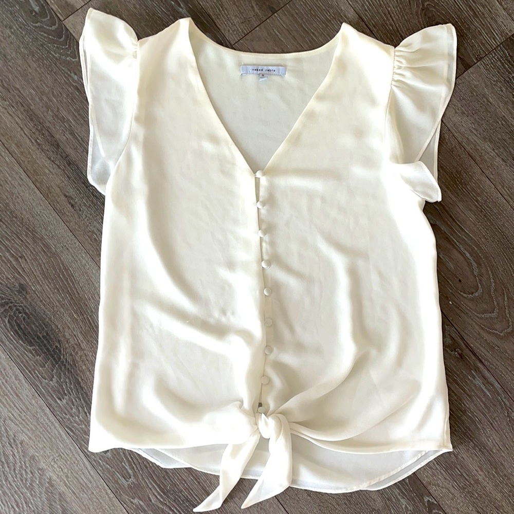 Women’s White Flowy Button Up Blouse Shirt - From M Boutique’s Naked Zebra-Small